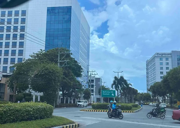Holiday home Luxurious In Mckinley Hill With View