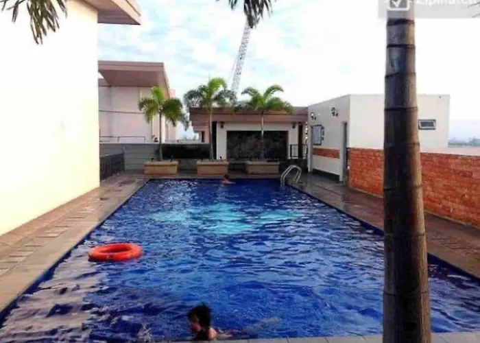 Luxurious In Mckinley Hill With View