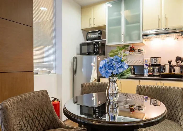 Holiday home Luxurious In Mckinley Hill With View Manila