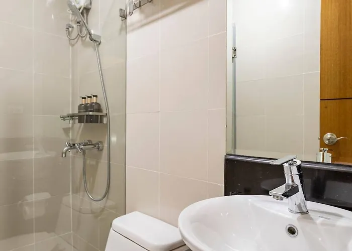 Luxurious In Mckinley Hill With View Holiday home