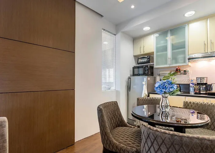 Holiday home Luxurious In Mckinley Hill With View