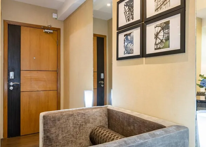 Holiday home Luxurious In Mckinley Hill With View *